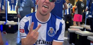 Oskar Pietuszewski ''PRZEBRAŁ SIĘ ZA YAMALA'' na celebracji Mistrzostwa Porto xD